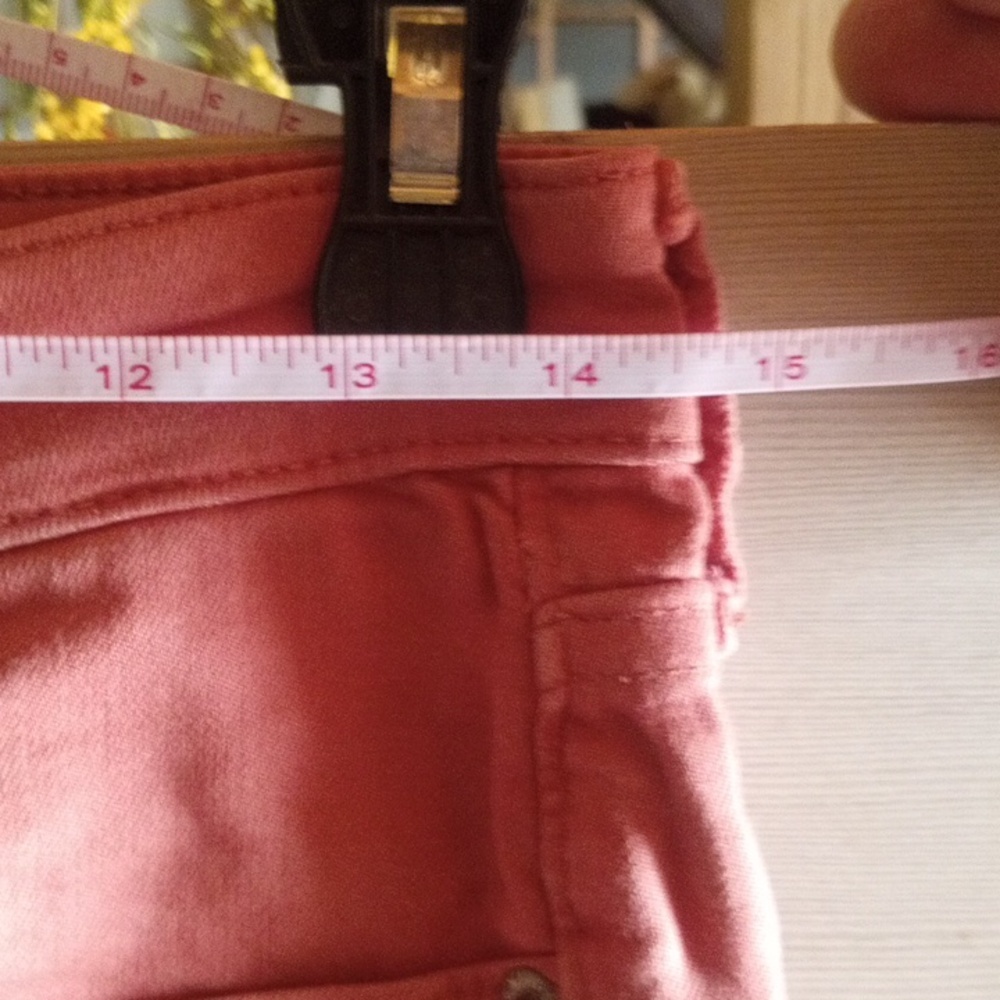 Old Navy Women's Coral Skinny Jeans - Picture 5 of 10